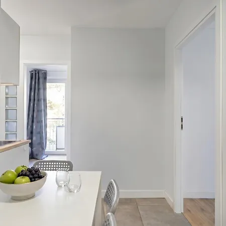 아파트 Golden - Center - One Bedroom Apartment&k2 바르샤바
