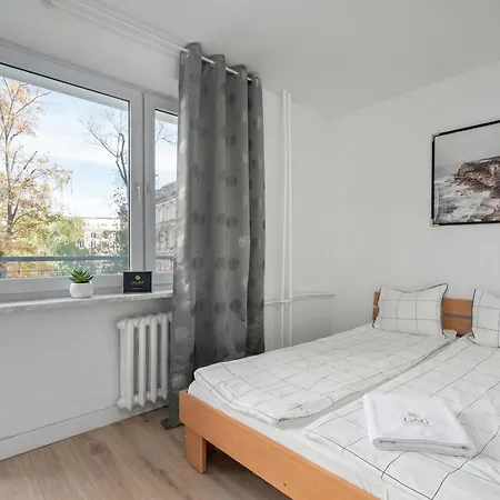 Golden - Center - One Bedroom Apartment&k2 Апартаменти Варшава